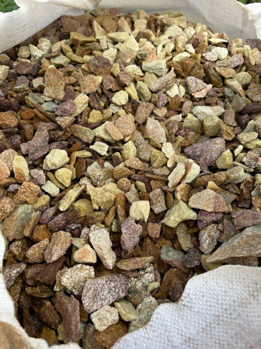 Златолит персиковый декоративная каменная крошка купить в Белоярском