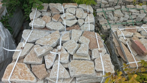 Плитняк гранитный галтованный купить в Белоярском