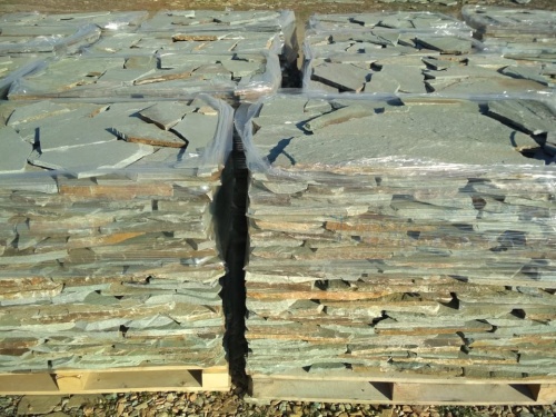 Плитняк златолит зелёный для цоколя, отмостки купить в Белоярском