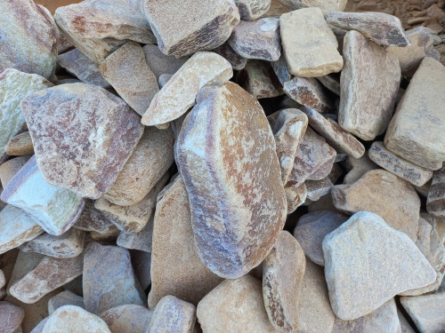 Златолит жёлтый, жёлто-зелёный глыбки и валуны для ланшафтного дизайна купить в Белоярском