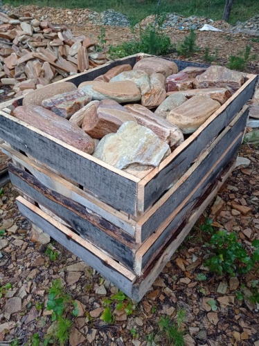 Златолит жёлтый, жёлто-зелёный глыбки и валуны для ланшафтного дизайна купить в Белоярском