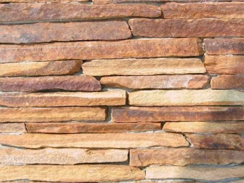 Горбушка златолит золотистый для облицовки купить в Белоярском