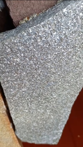 Плитняк златолит серебристый для цоколя, отмостки купить в Белоярском