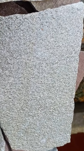 Плитняк златолит серебристый для цоколя, отмостки купить в Белоярском