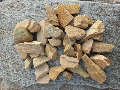 Златолит жёлтый декоративная каменная крошка купить в Белоярском