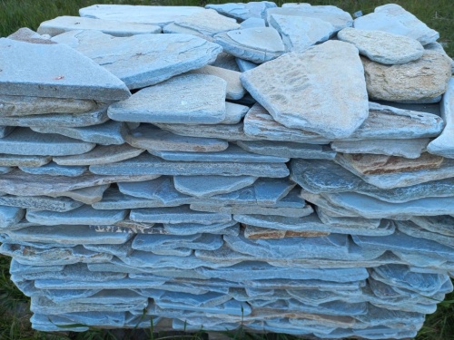 Плитняк златолит зелёный галтованный для цоколя купить в Белоярском